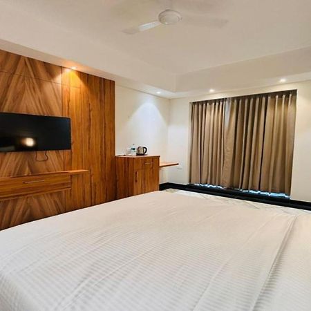Hotel Saaj Mansion ชัยปุระ ภายนอก รูปภาพ