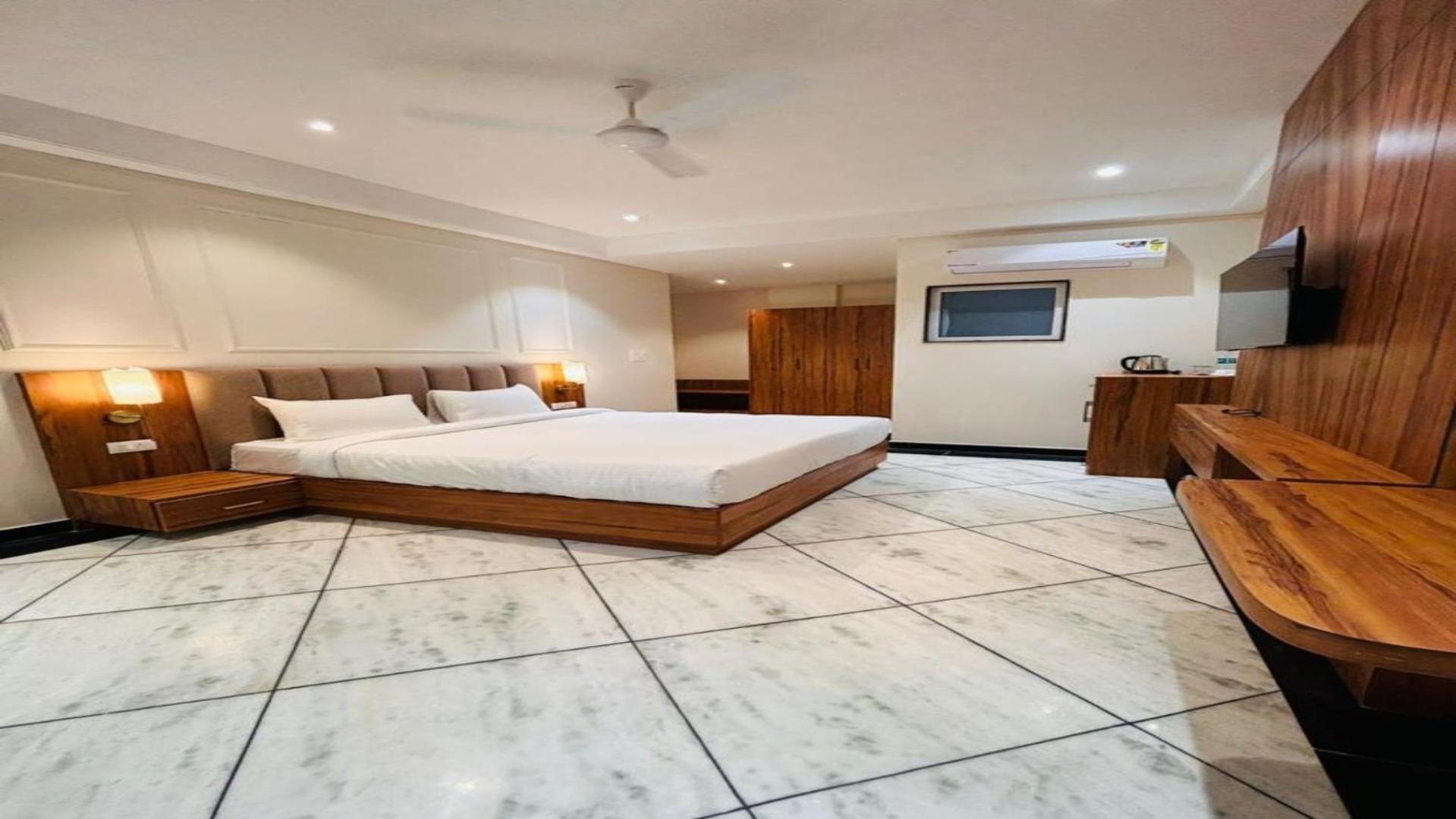Hotel Saaj Mansion ชัยปุระ ภายนอก รูปภาพ